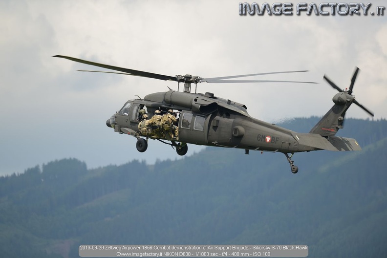 2013-06-29 Zeltweg Airpower 1856 Combat demonstration of Air Support Brigade - Sikorsky S-70 Black Hawk.jpg